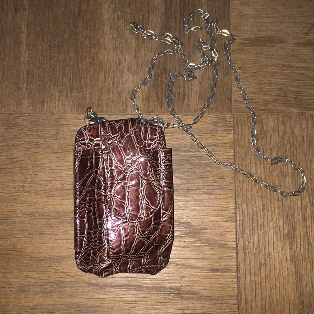 Little wallet with shoulder strap